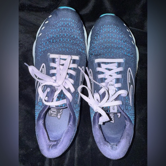Brooks Women’s - Navy and Teal Glycerin GTS 20 - Picture 9 of 12